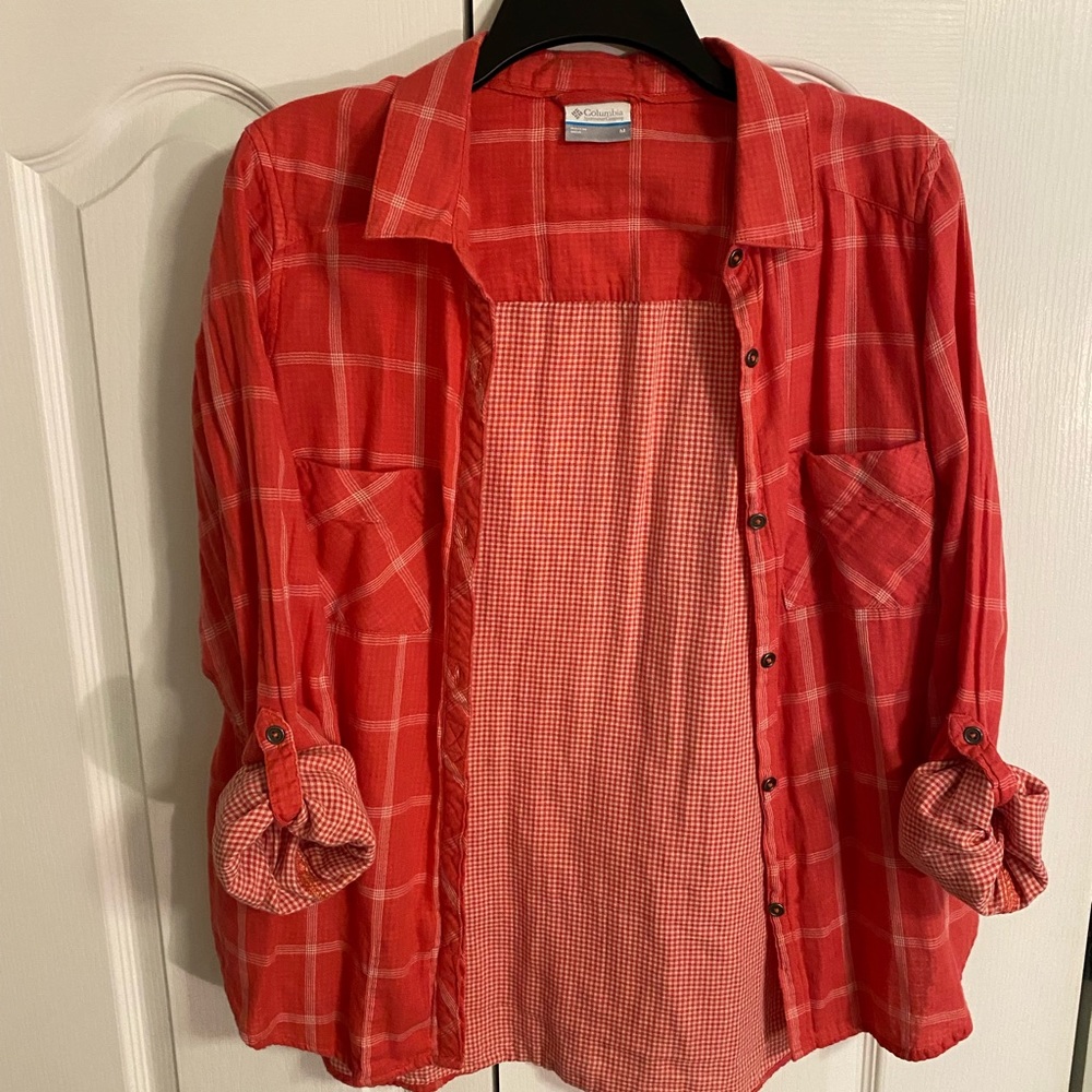 Columbia sunshirt